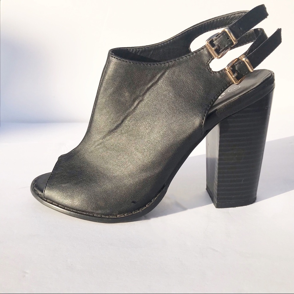 ANNE MARIE Sarah Peep Toe Heels Size 8